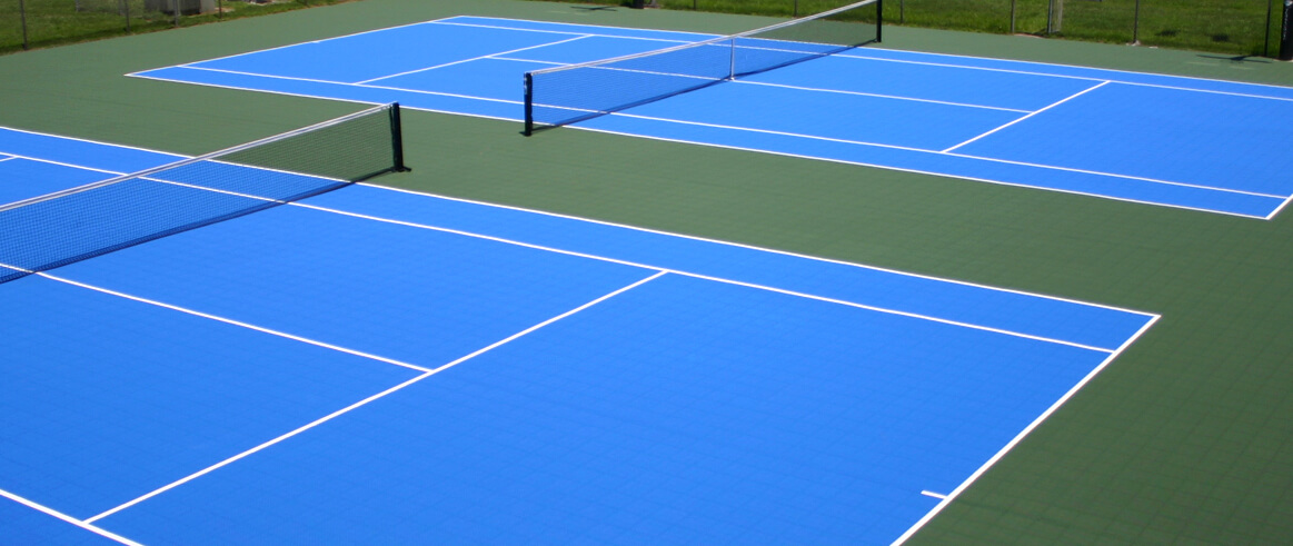 tennis game courts